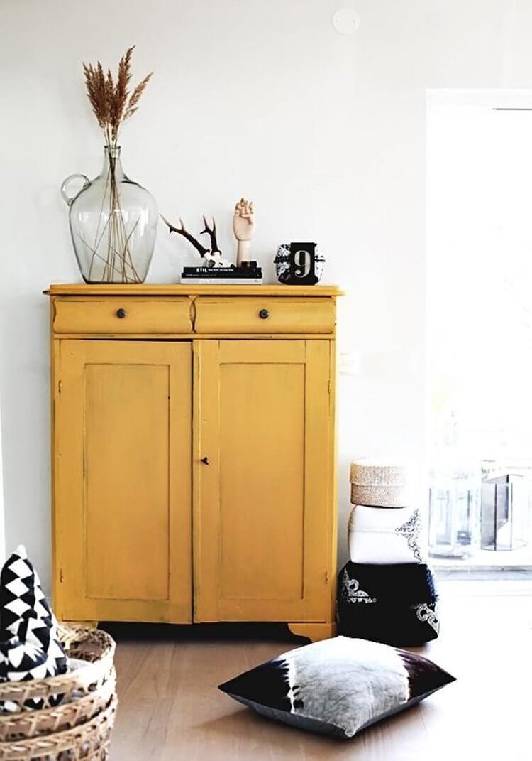 Mustard Yellow Home Decor Inspiration 18 mustard yellow home decor inspiration nordroom17 Mustard Yellow Home Decor Inspiration