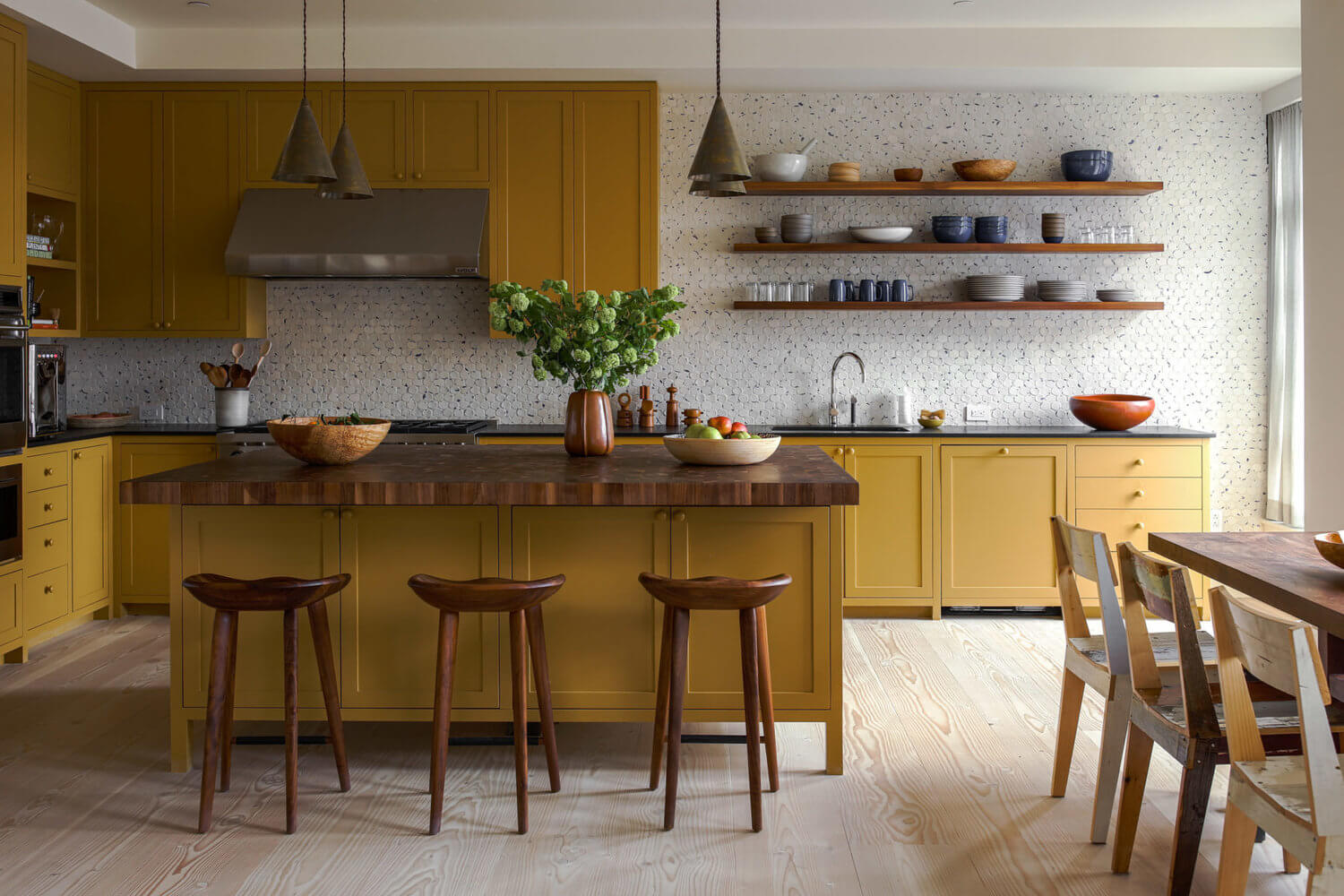 Mustard Yellow Home Decor Inspiration 20 mustard yellow home decor inspiration nordroom19 Mustard Yellow Home Decor Inspiration