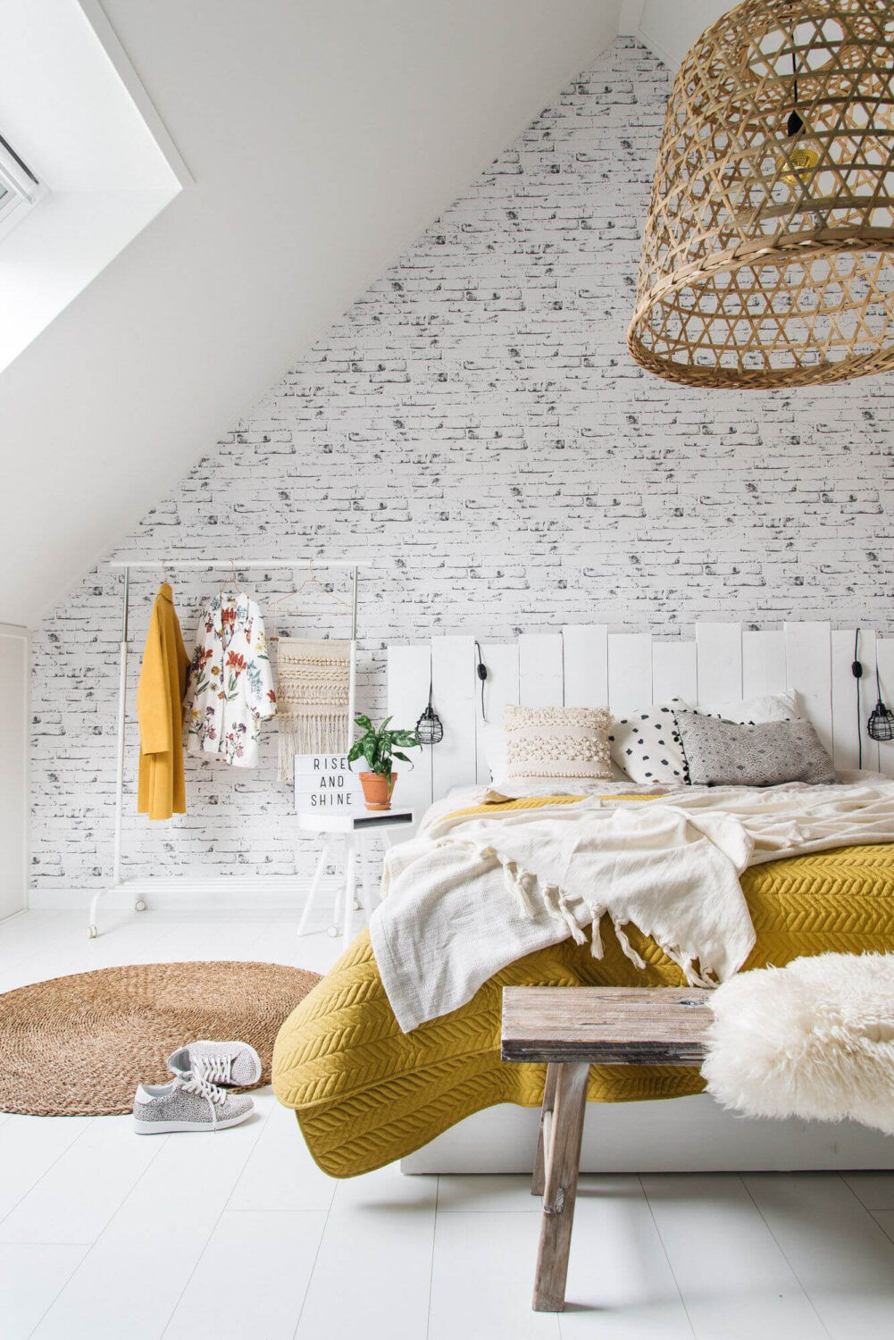 Mustard Yellow Home Decor Inspiration 36 mustard yellow home decor inspiration nordroom37 Mustard Yellow Home Decor Inspiration
