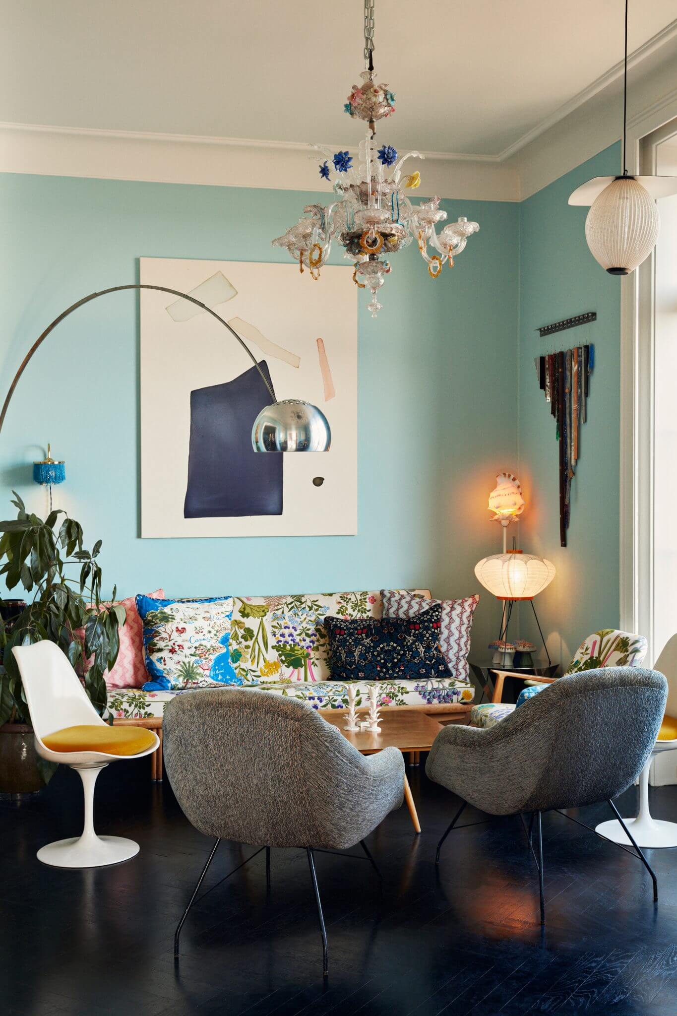 The Colorful Copenhagen Home Of An Art Collector 4 colorful art filled copenhagen home nordroom3 The Colorful Copenhagen Home Of An Art Collector