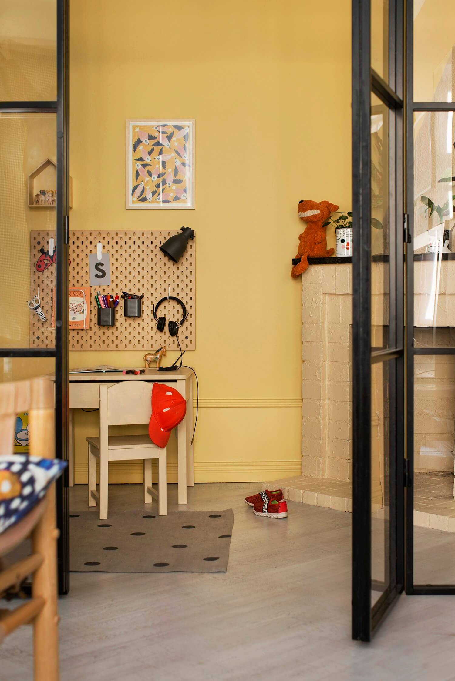 A Color Explosion in a Stylish Scandinavian Home 9 colorful scandinavian apartment nordroom8 A Color Explosion in a Stylish Scandinavian Home