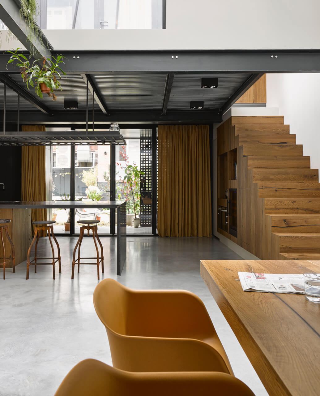 A Warm Industrial Factory Conversion in Amsterdam 6 factory conversion amsterdam nordroom5 A Warm Industrial Factory Conversion in Amsterdam