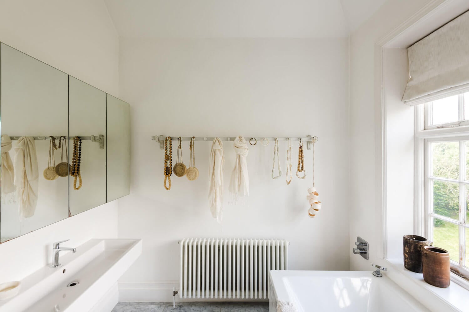 A Serene Minimalistic Country House in England 11 serene minimalistic country house england nordroom10 A Serene Minimalistic Country House in England