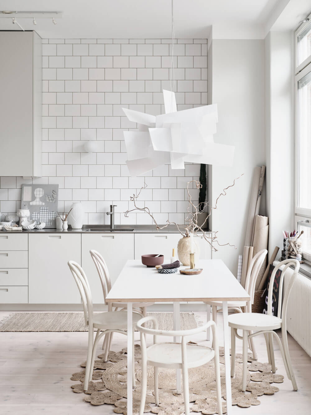 Subtle Pastel Hues In The Home Of Swedish Artist Emilia Ilke 8 subtle pastel colors emilia ilke nordroom7 Subtle Pastel Hues In The Home Of Swedish Artist Emilia Ilke