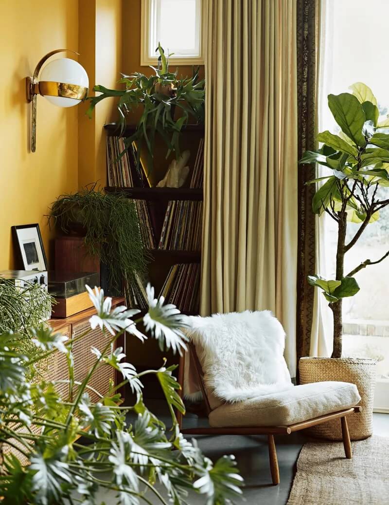 A Colorful London Home Filled with Re-Used Materials 3 colorful london home reused materials nordroom2 A Colorful London Home Filled with Re-Used Materials