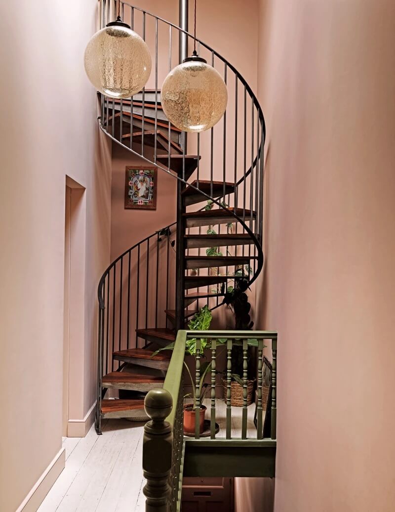 A Colorful London Home Filled with Re-Used Materials 10 colorful london home reused materials nordroom9 A Colorful London Home Filled with Re-Used Materials