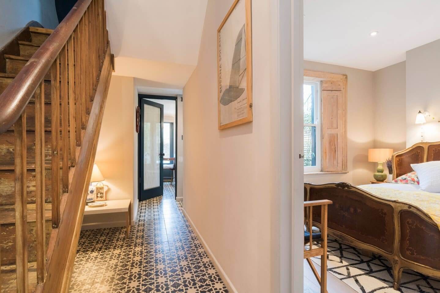A Combination of Styles in Stunning London Airbnb 8 london airbnb nordroom7 A Combination of Styles in Stunning London Airbnb