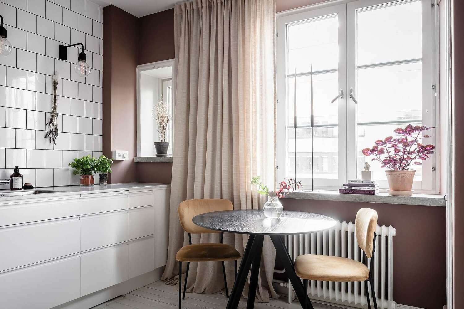 A Tiny Pink Studio Apartment with Loft Bed and Walk in Closet 11 pink studio apartment loft bed walk in closet nordroom10 A Tiny Pink Studio Apartment with Loft Bed and Walk in Closet