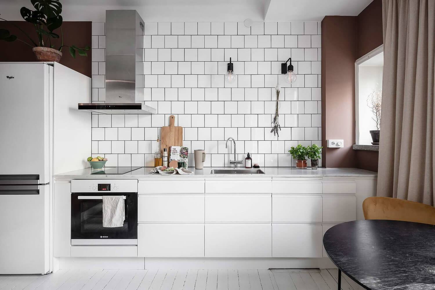 A Tiny Pink Studio Apartment with Loft Bed and Walk in Closet 6 pink studio apartment loft bed walk in closet nordroom5 A Tiny Pink Studio Apartment with Loft Bed and Walk in Closet