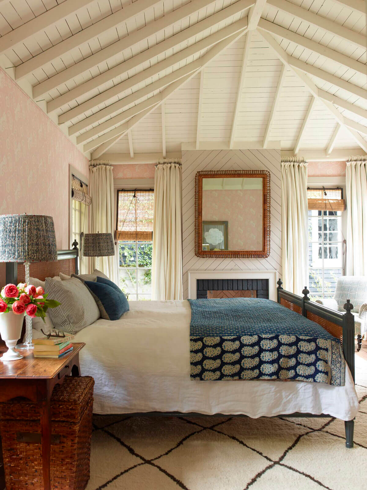 English Cottage Meets California Cool in a Mill Valley Home 17 english cottage meets california cool mill valley home nordroom16 English Cottage Meets California Cool in a Mill Valley Home