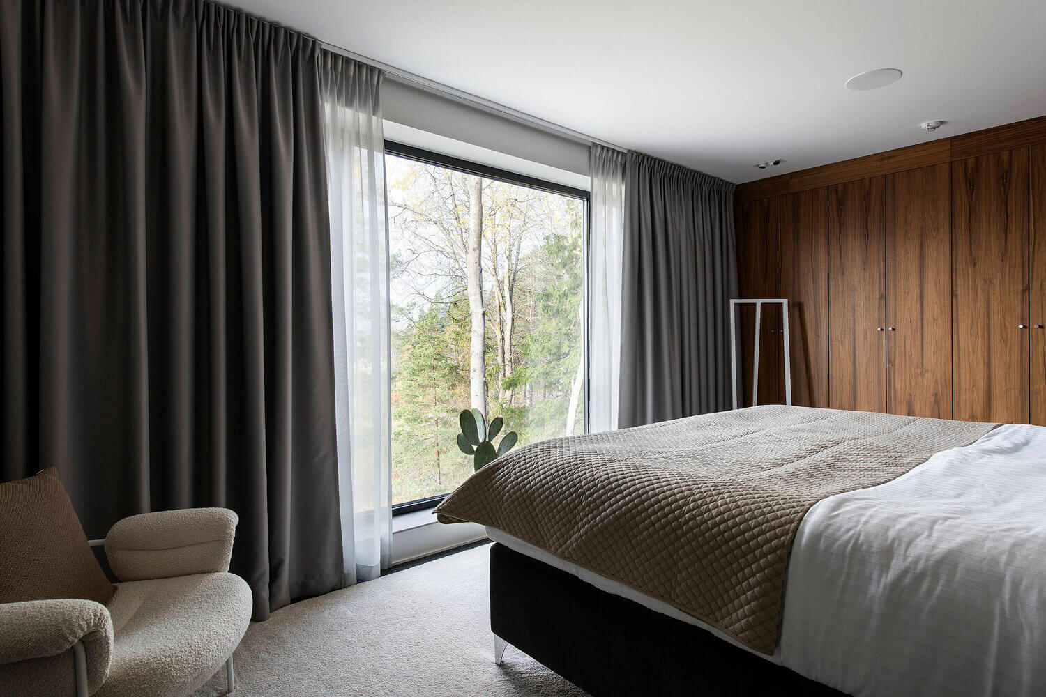 A Luxurious Open Plan Architectural Villa in Sweden 17 luxurious open plan villa sweden scandinavian design nordroom18 A Luxurious Open Plan Architectural Villa in Sweden