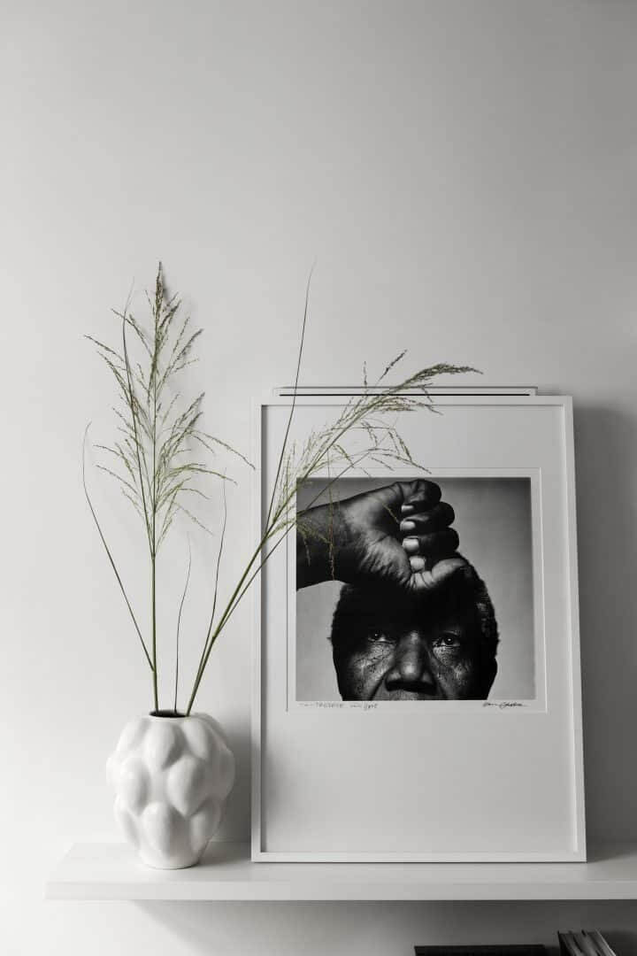 Therese Sennerholt's Soft Monochrome Stockholm Apartment 8 therese sennerholt soft monochrome scandinavian apartment nordroom7 Therese Sennerholt's Soft Monochrome Stockholm Apartment