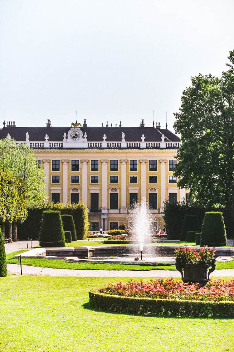 Vienna City Guide 16 vienna city guide schonbrunn palace nordroom1 Vienna City Guide