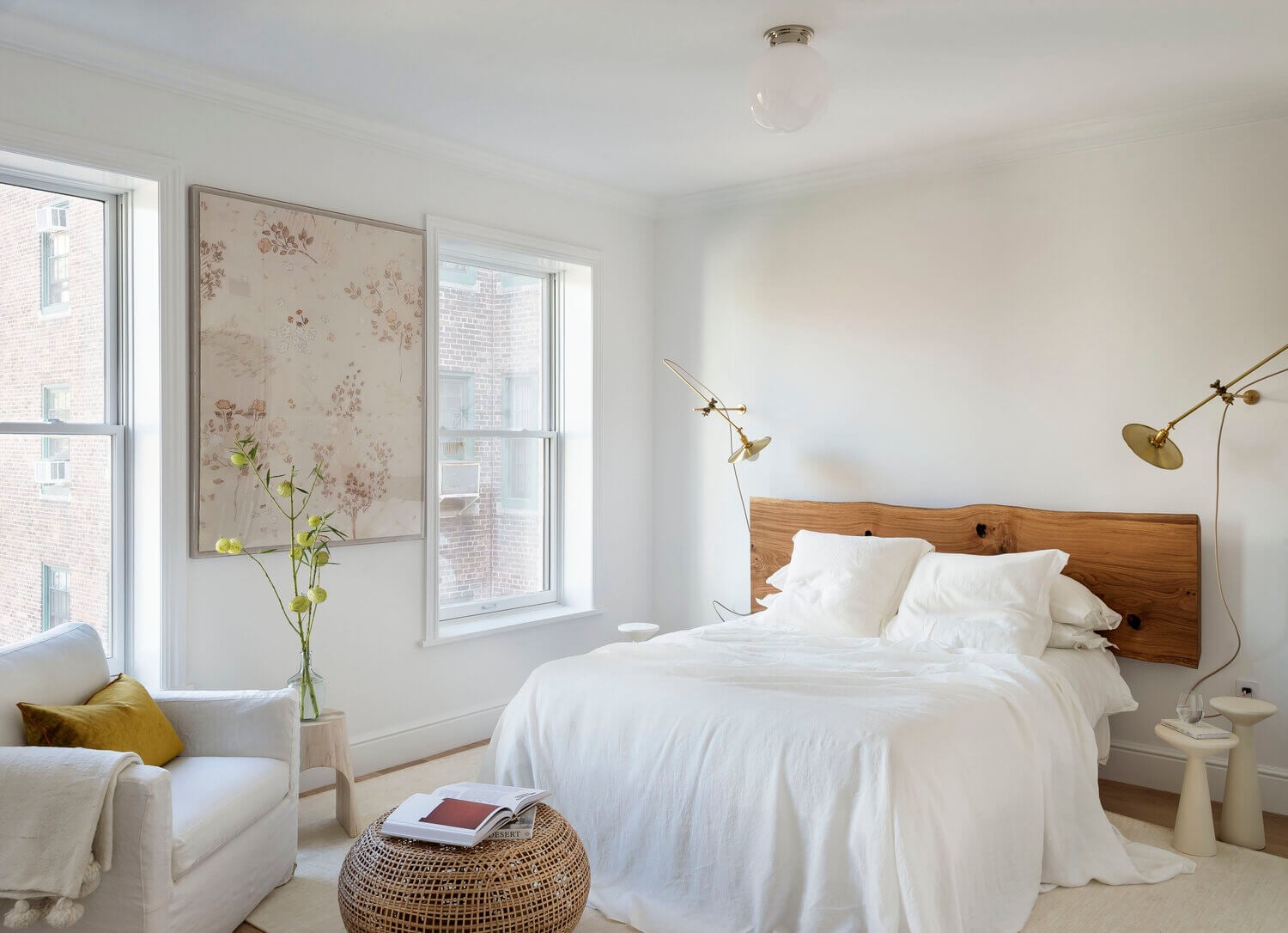 A Bright Art-Filled Townhouse Designed by The Brooklyn Home Company 8 art filled townhouse brooklyn nordroom7 A Bright Art-Filled Townhouse Designed by The Brooklyn Home Company