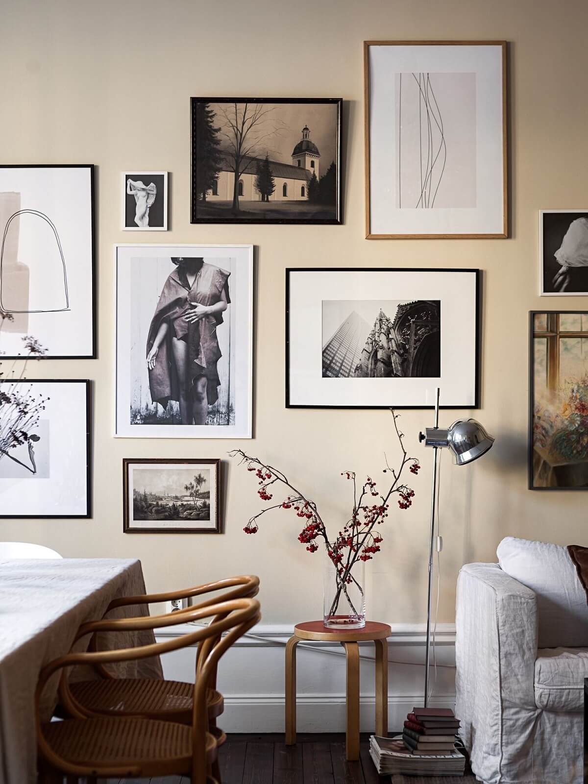 Earth Tones in a Warm Scandinavian Apartment 3 earth tones scandinavian apartment nordroom2 Earth Tones in a Warm Scandinavian Apartment