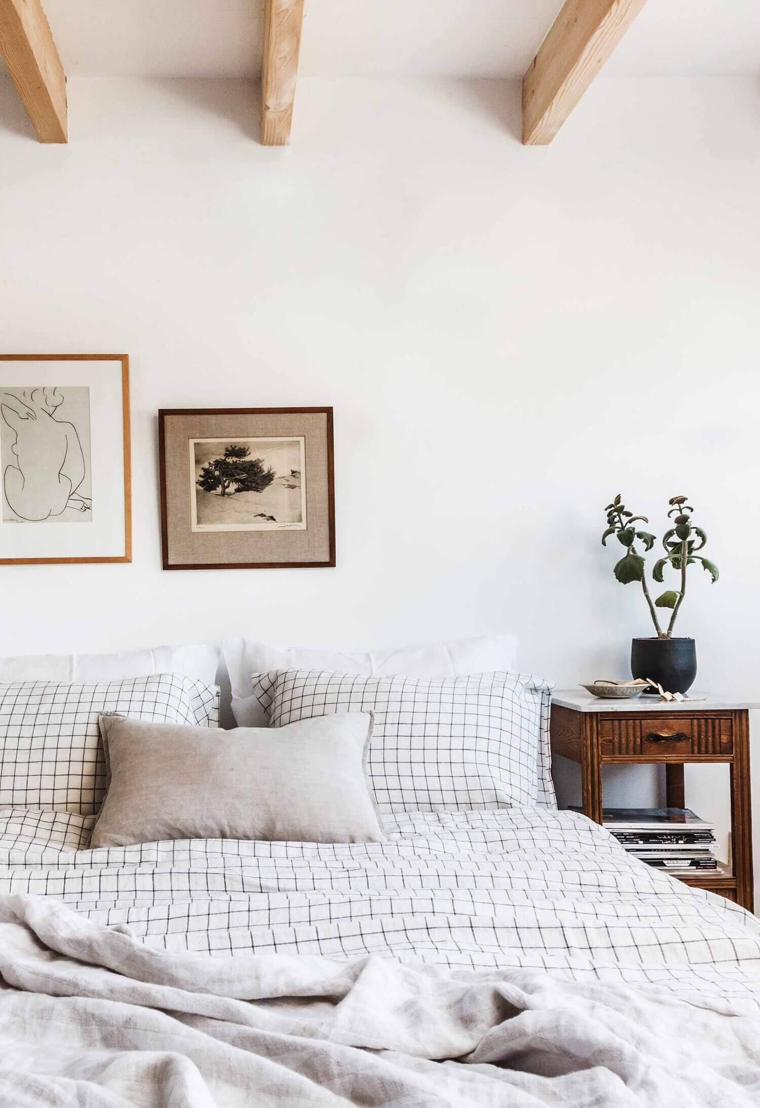 Holly Marder's Light-Filled Serene Home in The Netherlands 15 holly marder serene home netherlands nordroom14 Holly Marder's Light-Filled Serene Home in The Netherlands