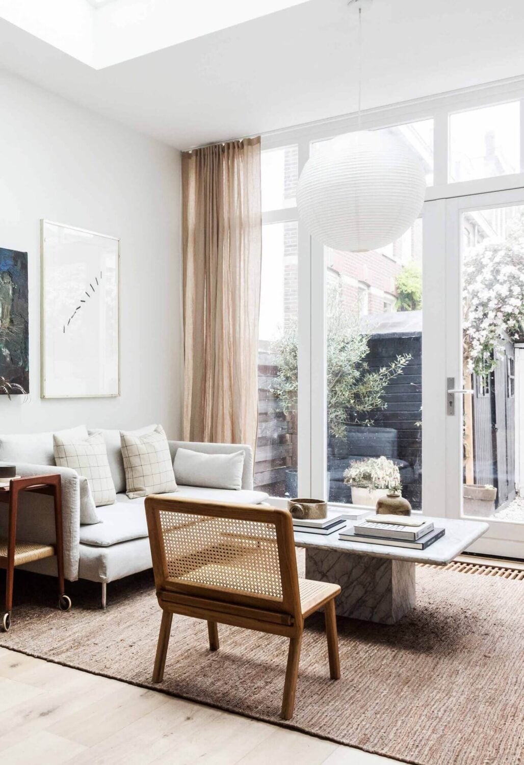 The Best Classic Paint Colors For A Timeless Living Room 6 farrow-ball-strong-white-paint-color-living-room