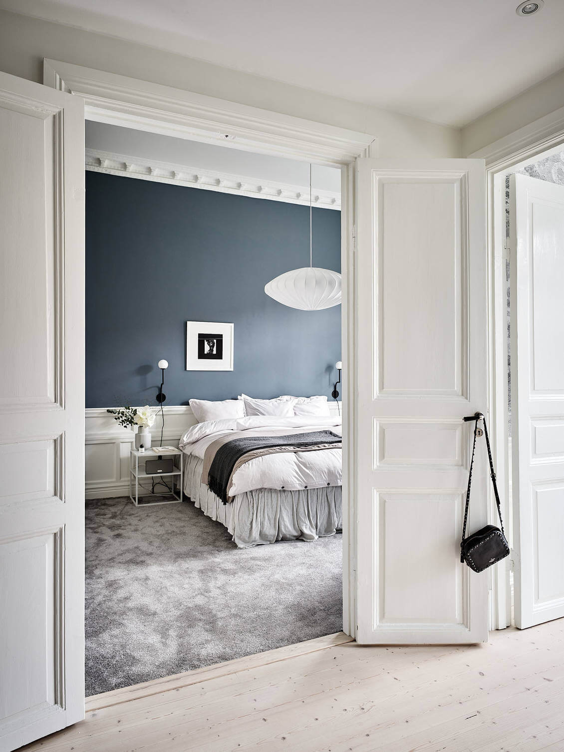 Calm Color Tones in a Scandinavian Apartment with Black Kitchen 11 scandinavian apartment black kitchen nordroom10 Calm Color Tones in a Scandinavian Apartment with Black Kitchen
