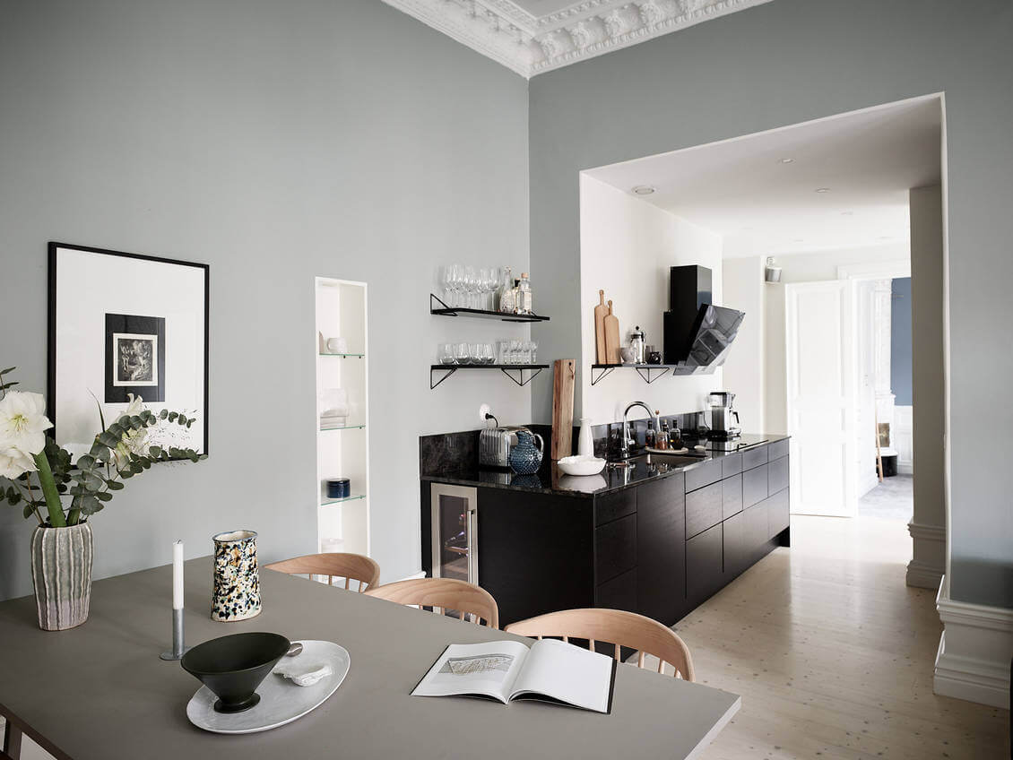 Calm Color Tones in a Scandinavian Apartment with Black Kitchen 8 scandinavian apartment black kitchen nordroom7 Calm Color Tones in a Scandinavian Apartment with Black Kitchen