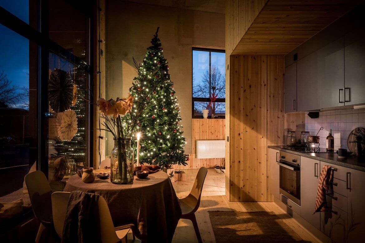 A Cozy Christmas in a Small Scandinavian Loft 3 scandinavian loft christmas decor nordroom2 A Cozy Christmas in a Small Scandinavian Loft