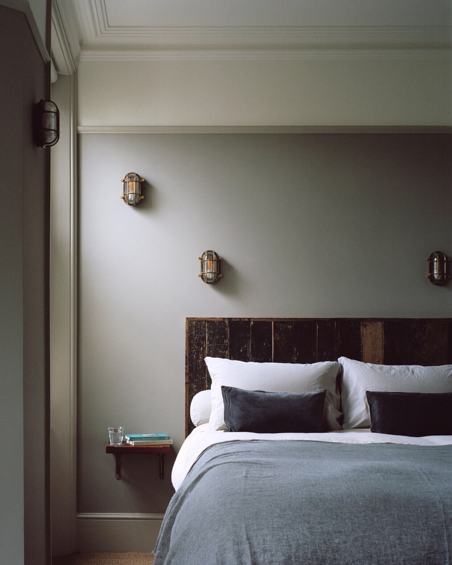 A Victorian Home in London Remodeled by Mark Lewis 16 victorian home london nordroom15 A Victorian Home in London Remodeled by Mark Lewis