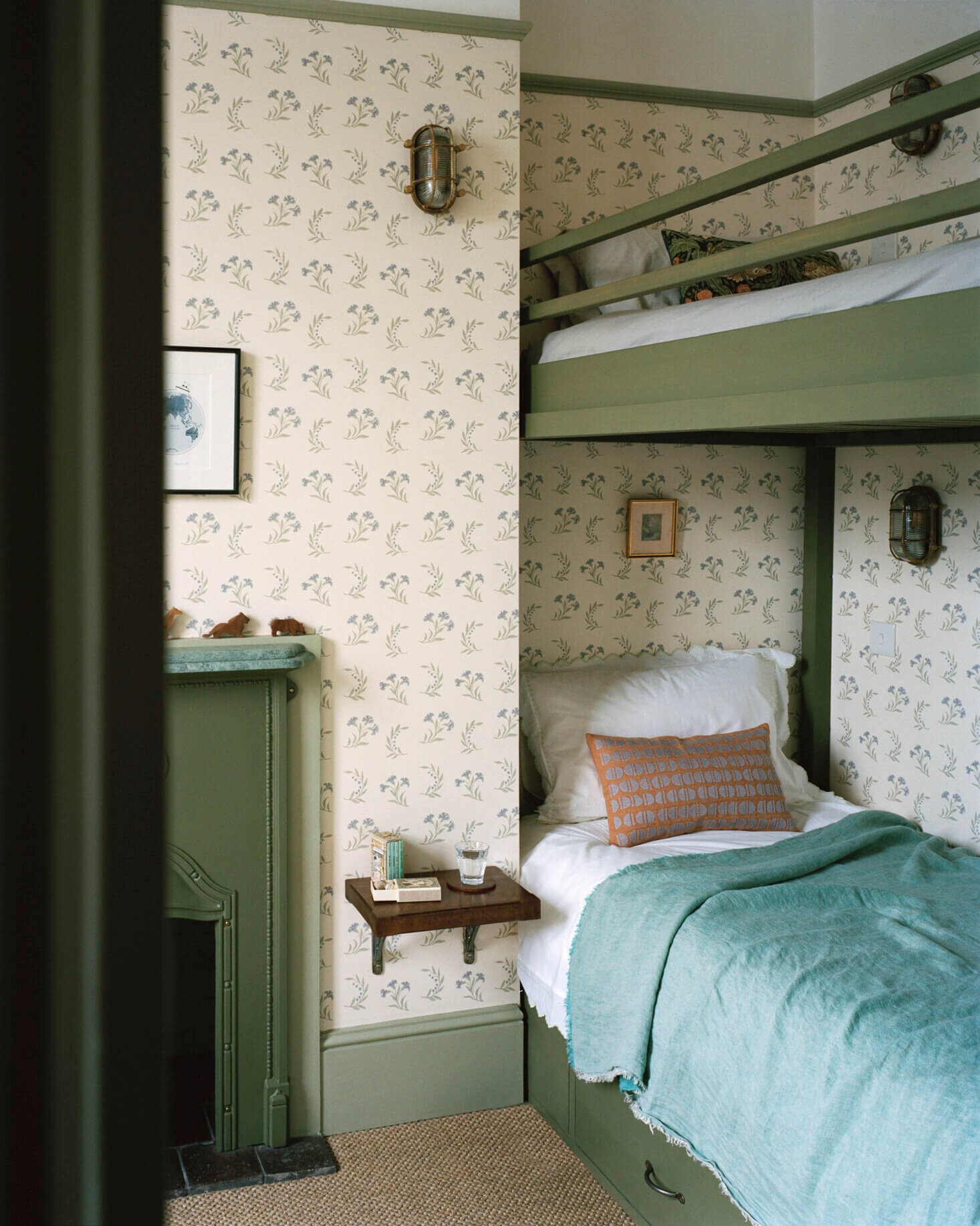 A Victorian Home in London Remodeled by Mark Lewis 17 victorian home london nordroom16 A Victorian Home in London Remodeled by Mark Lewis