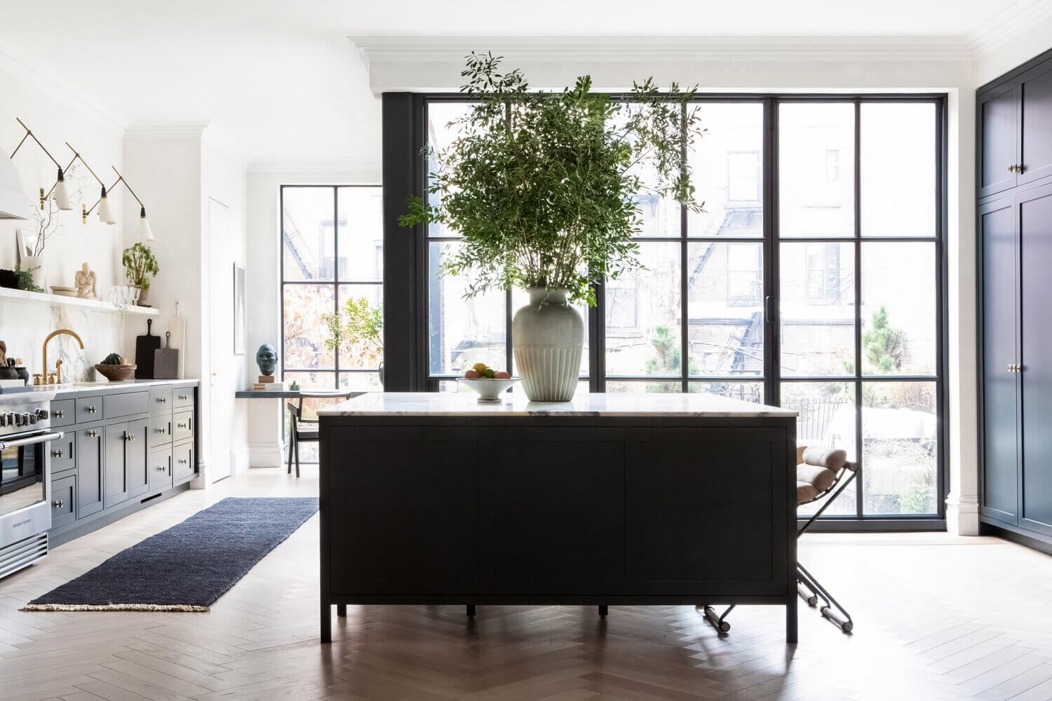 The Brooklyn Townhouse of EyeSwoon Founder Athena Calderone 3 brooklyn townhouse eyeswoon athena calderone nordroom2 The Brooklyn Townhouse of EyeSwoon Founder Athena Calderone