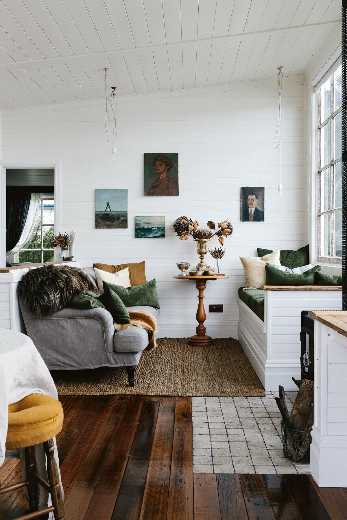 Captains Rest: A Vintage Cottage on Tasmania's West Coast 2 captains rest airbnb cottage tasmania nordroom1 Captains Rest: A Vintage Cottage on Tasmania's West Coast