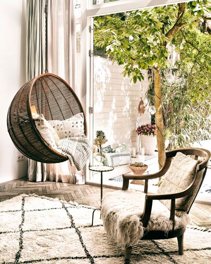 A Mixture of Styles in a Beautiful 1920s Townhouse in Amsterdam 3 mixture of styles 1920s townhouse amsterdam nordroom3 A Mixture of Styles in a Beautiful 1920s Townhouse in Amsterdam