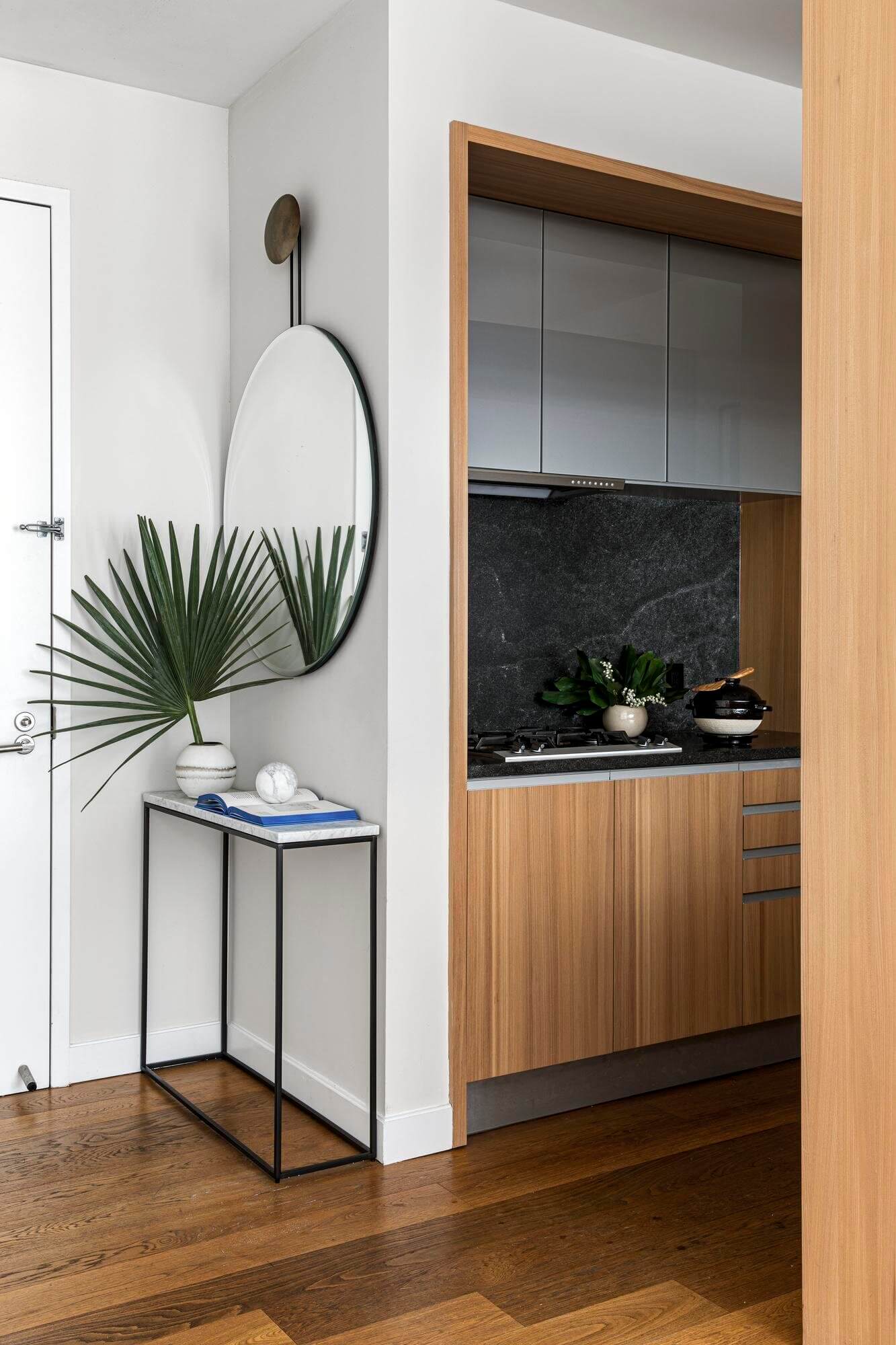 Calm Neutral Tones in a New York Apartment 7 neutral new york apartment nordroom6 Calm Neutral Tones in a New York Apartment
