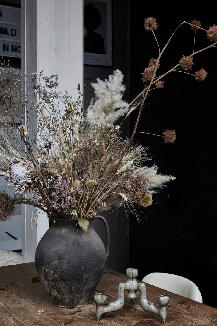 The Small and Stylish Home of Interior Stylist Linnéa Salmén 5 small grey home linnea salmen nordroom4 The Small and Stylish Home of Interior Stylist Linnéa Salmén