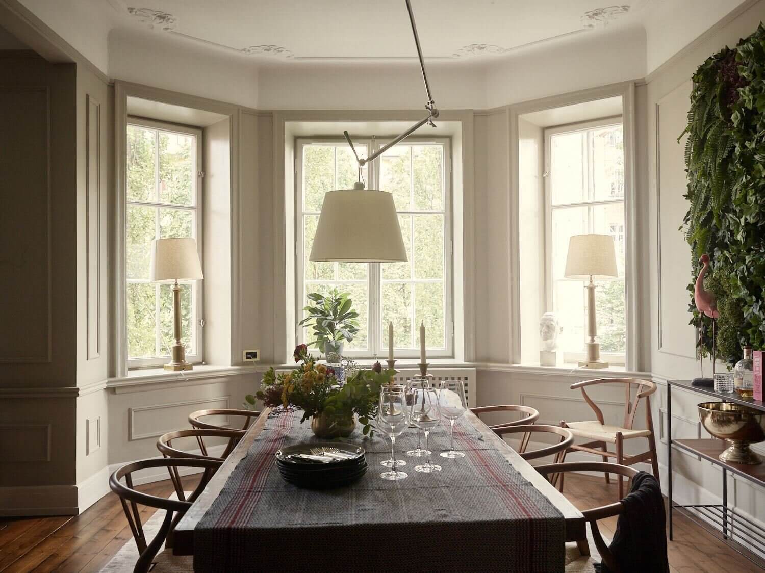 A Warm Scandinavian Apartment Decorated in Brown Tones 3 brown scandinavian apartment nordroom2 A Warm Scandinavian Apartment Decorated in Brown Tones