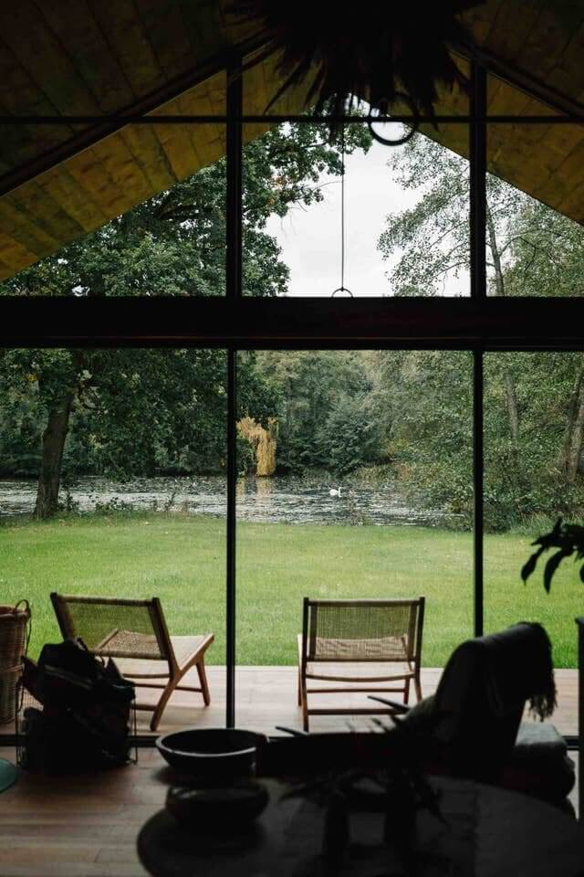 A Handcrafted Lakeside Cabin in the English Countryside 10 handcrafted lakeside cabin england nordroom10 A Handcrafted Lakeside Cabin in the English Countryside