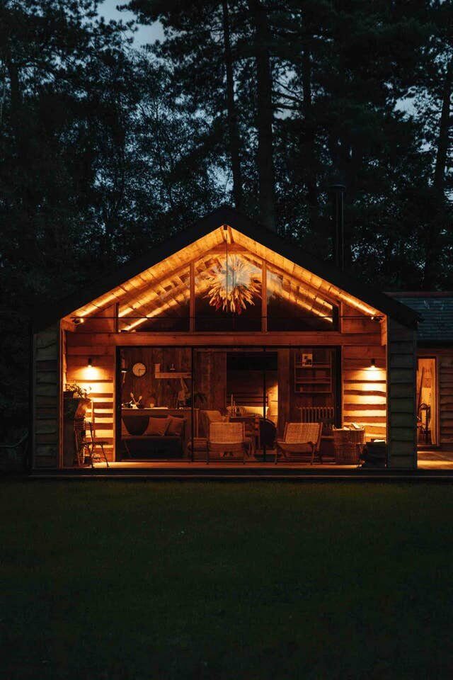A Handcrafted Lakeside Cabin in the English Countryside 12 handcrafted lakeside cabin england nordroom13 A Handcrafted Lakeside Cabin in the English Countryside