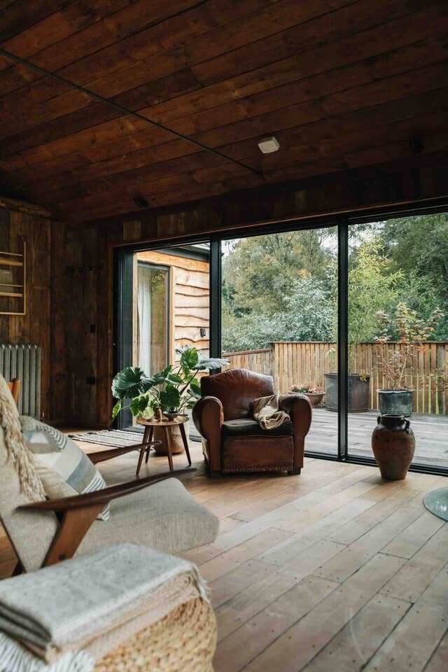 A Handcrafted Lakeside Cabin in the English Countryside 2 handcrafted lakeside cabin england nordroom2 A Handcrafted Lakeside Cabin in the English Countryside