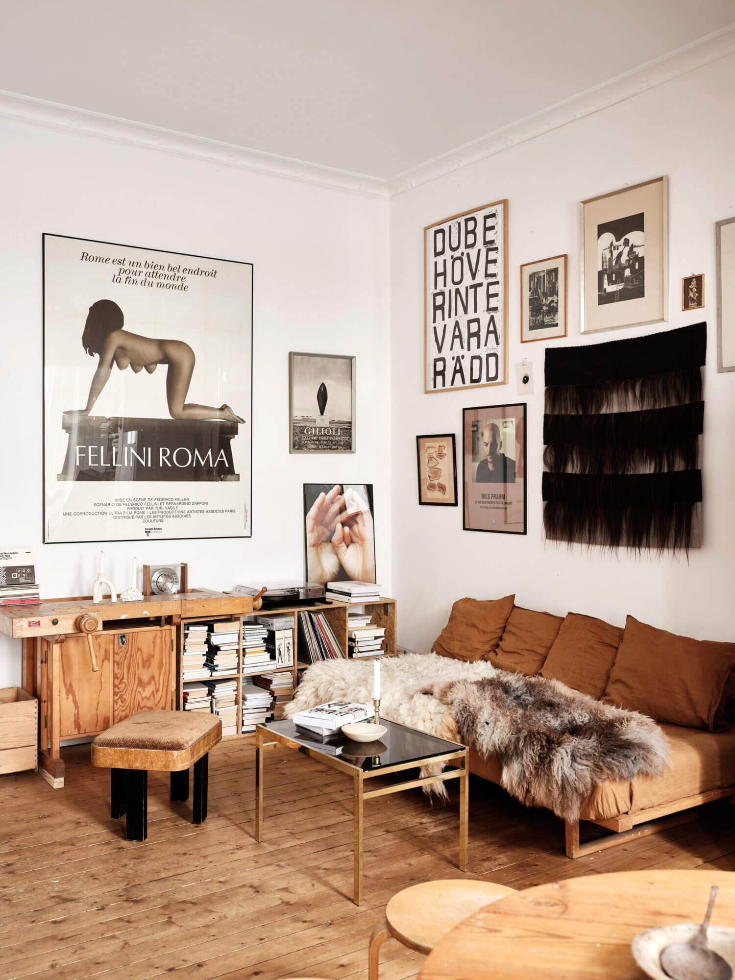 Natural Materials in a Calm Swedish Apartment 1 natural materials swedish apartment nordroom Natural Materials in a Calm Swedish Apartment