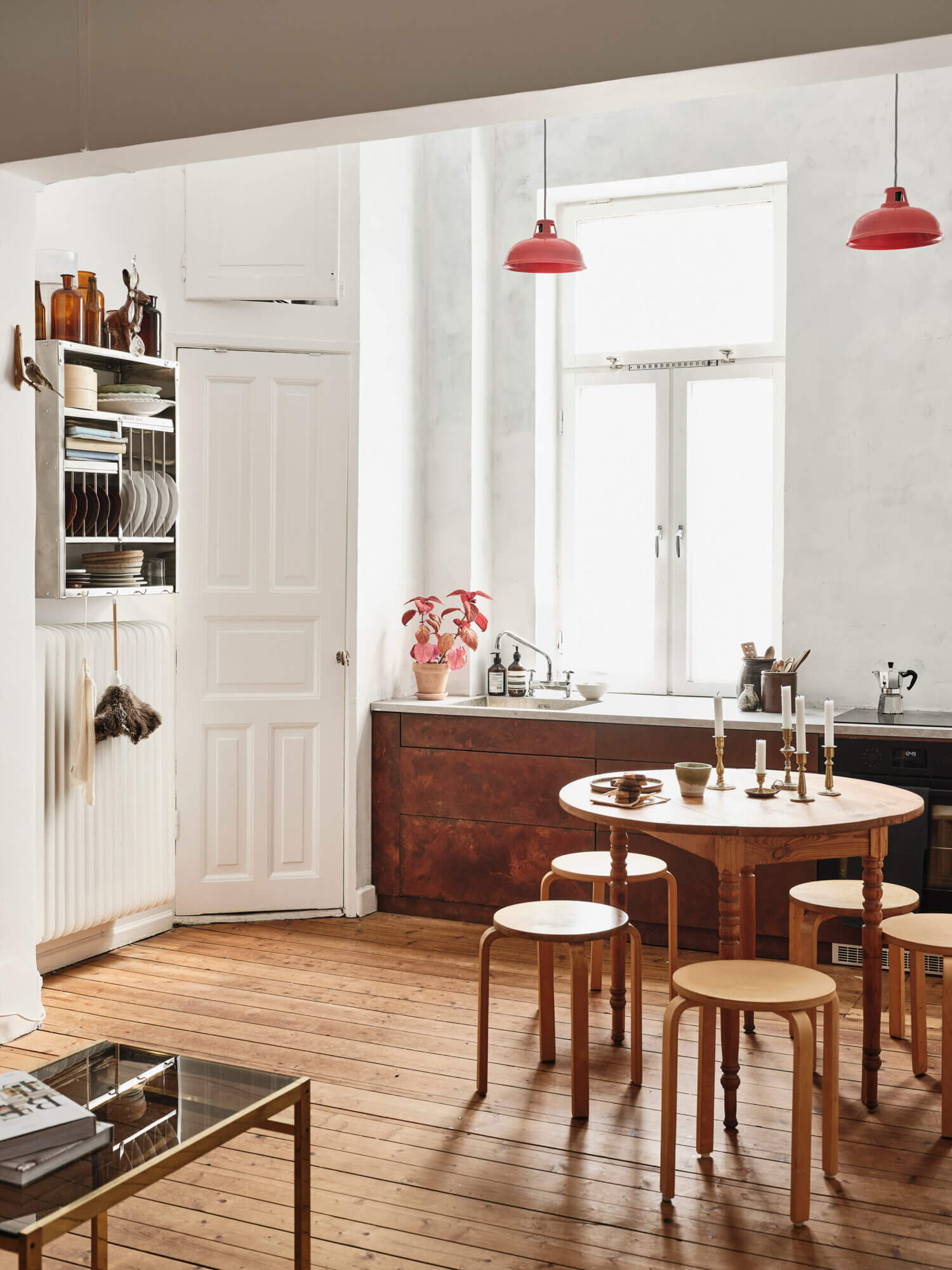 Natural Materials in a Calm Swedish Apartment 5 natural materials swedish apartment nordroom6 Natural Materials in a Calm Swedish Apartment