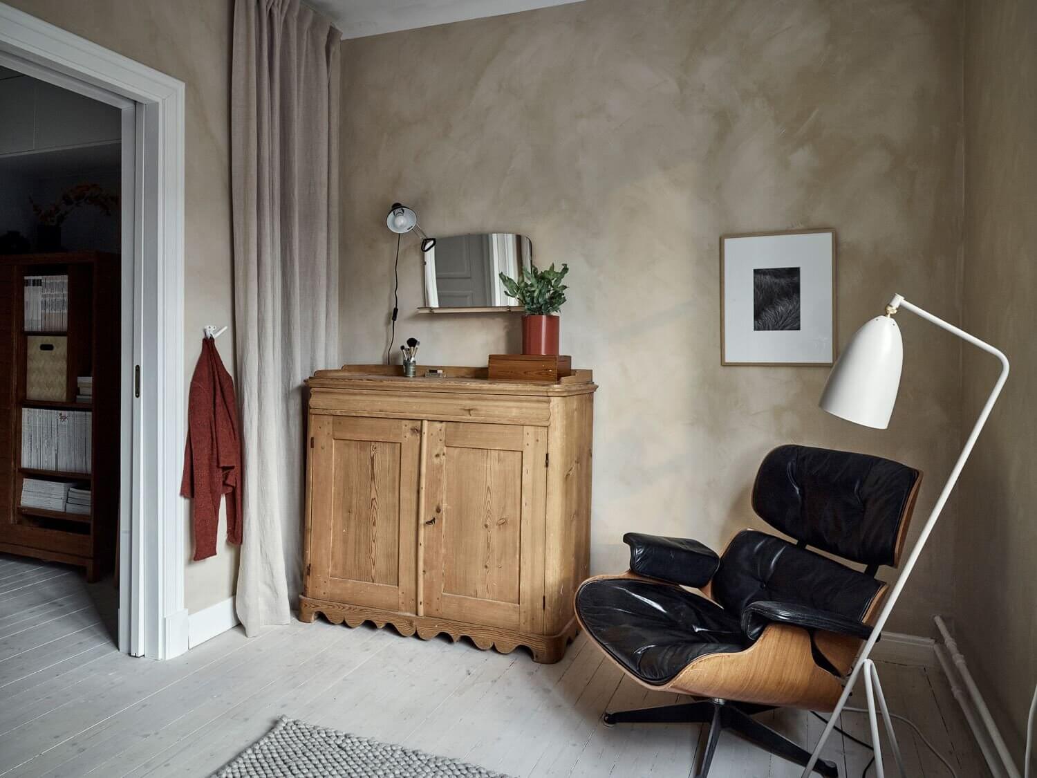 Vintage Touches and Exposed Brick in a Beautiful Scandinavian Home 27 scandinavian home vintage exposed brick nordroom26 Vintage Touches and Exposed Brick in a Beautiful Scandinavian Home