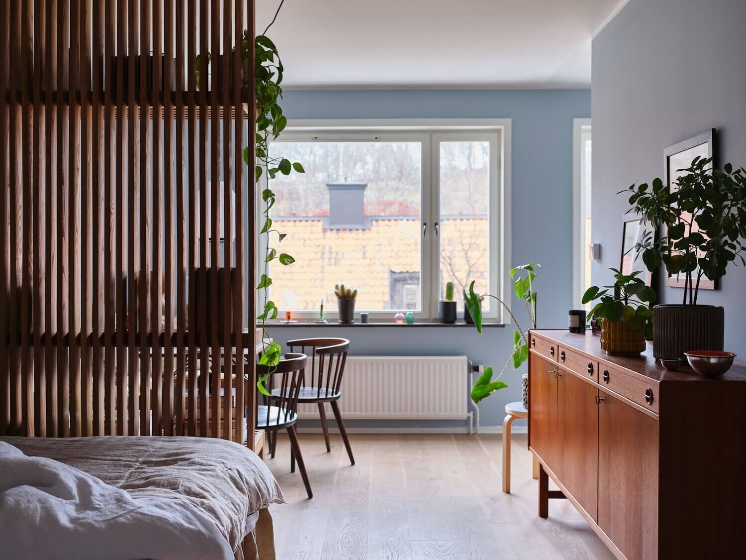 A Tiny But Stylish Blue Studio Apartment 2 tiny blue studio apartment nordroom1 A Tiny But Stylish Blue Studio Apartment