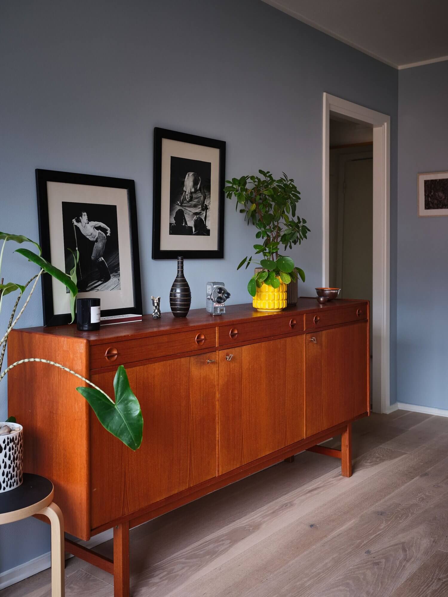 A Tiny But Stylish Blue Studio Apartment 11 tiny blue studio apartment nordroom10 A Tiny But Stylish Blue Studio Apartment