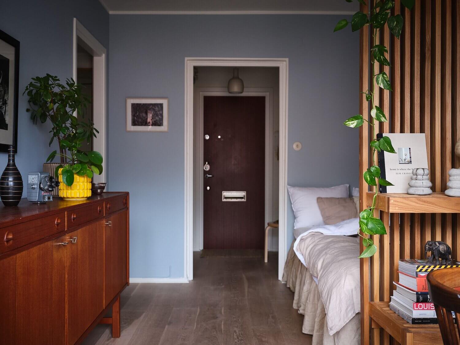 A Tiny But Stylish Blue Studio Apartment 10 tiny blue studio apartment nordroom9 A Tiny But Stylish Blue Studio Apartment