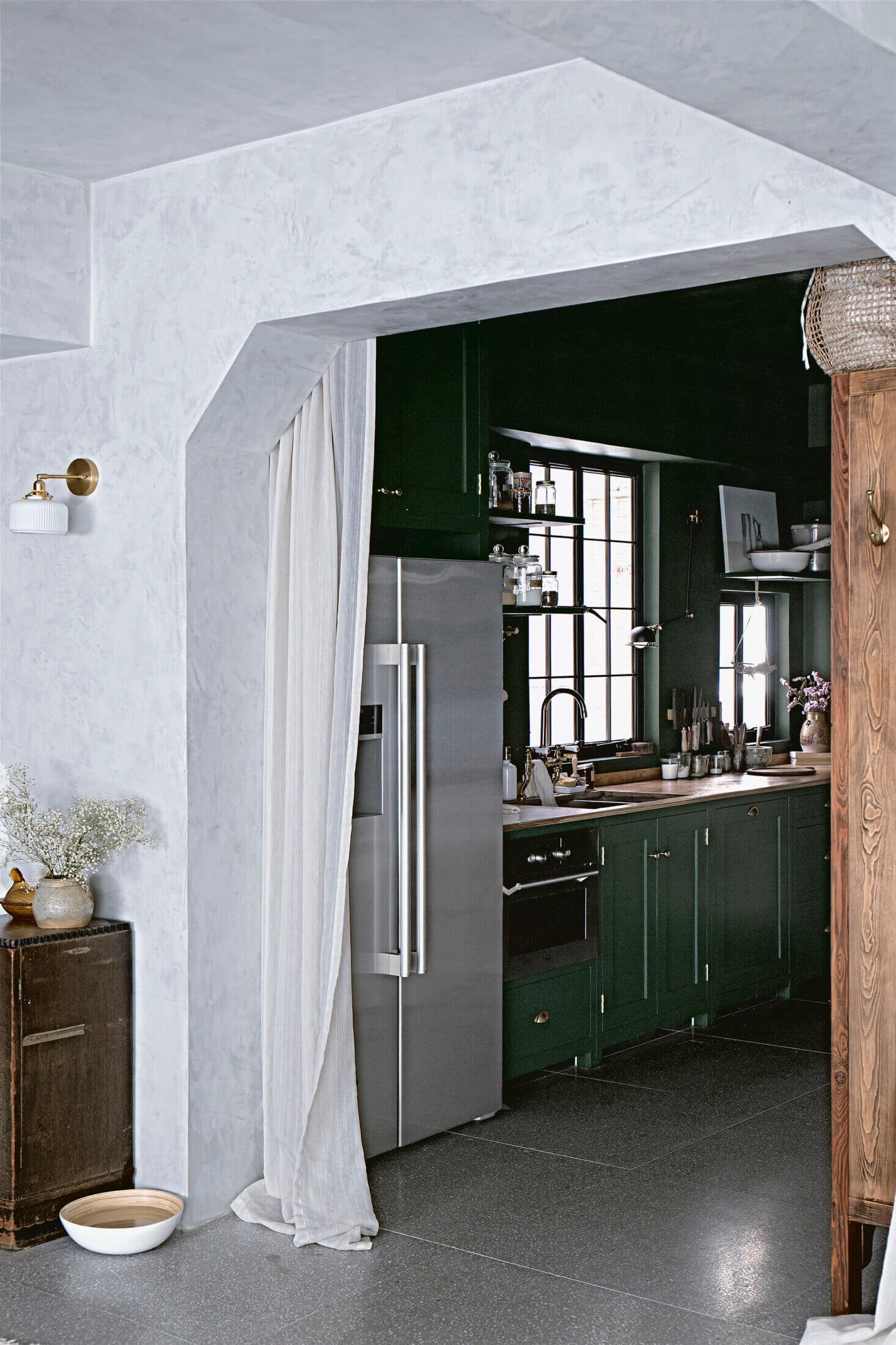 Mandy Lee's Serene Apartment in Hong Kong with a Moody Kitchen 6 ASereneApartmentinHongKongwithaDramaticKitchen TheNordroom5 Mandy Lee's Serene Apartment in Hong Kong with a Moody Kitchen