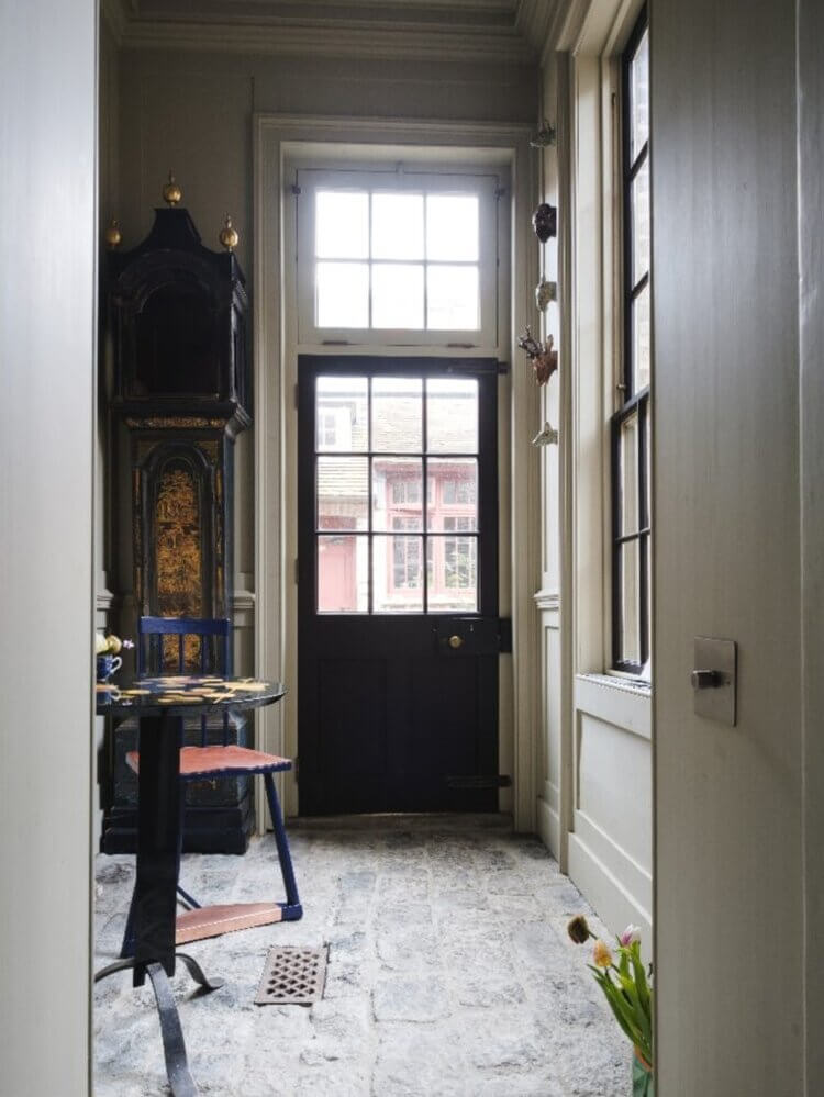 Historic Charm in a Georgian Townhouse in London 23 historic charm georgian townhouse london nordroom22 Historic Charm in a Georgian Townhouse in London