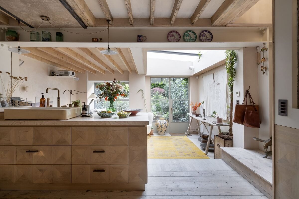 Reused Materials in a London Townhouse Designed by Retrouvius 12 kitchen-reused-materials-sustainable-london-nordroom