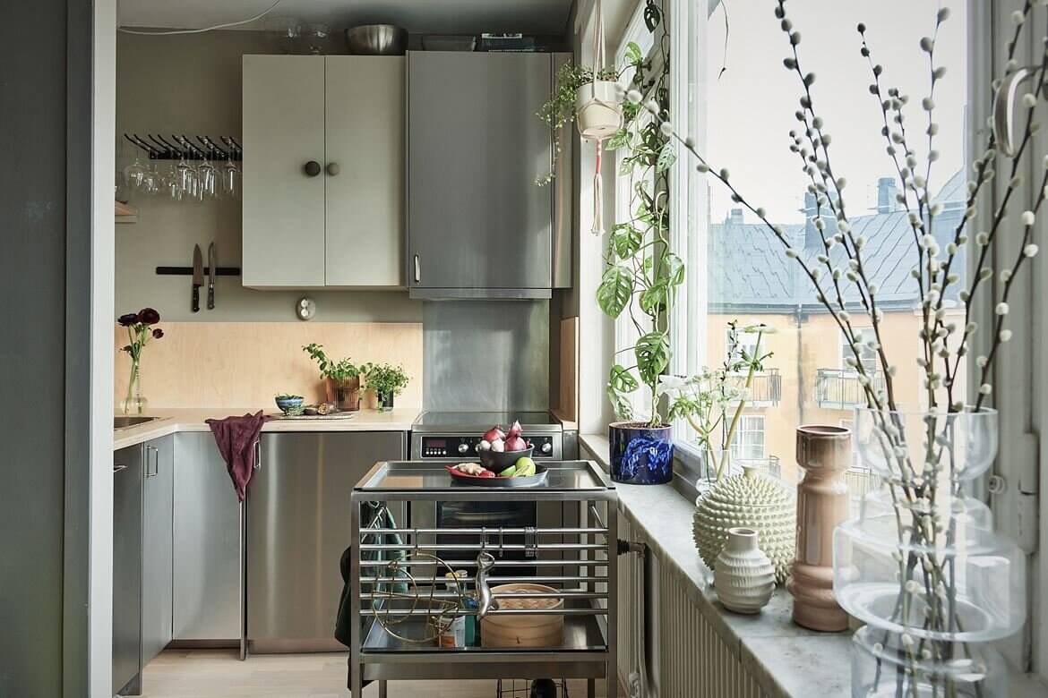 A Scandinavian Studio Apartment with a Colorful Bed Nook 6 scandinavian studio apartment colorful bed nook nordroom5 A Scandinavian Studio Apartment with a Colorful Bed Nook