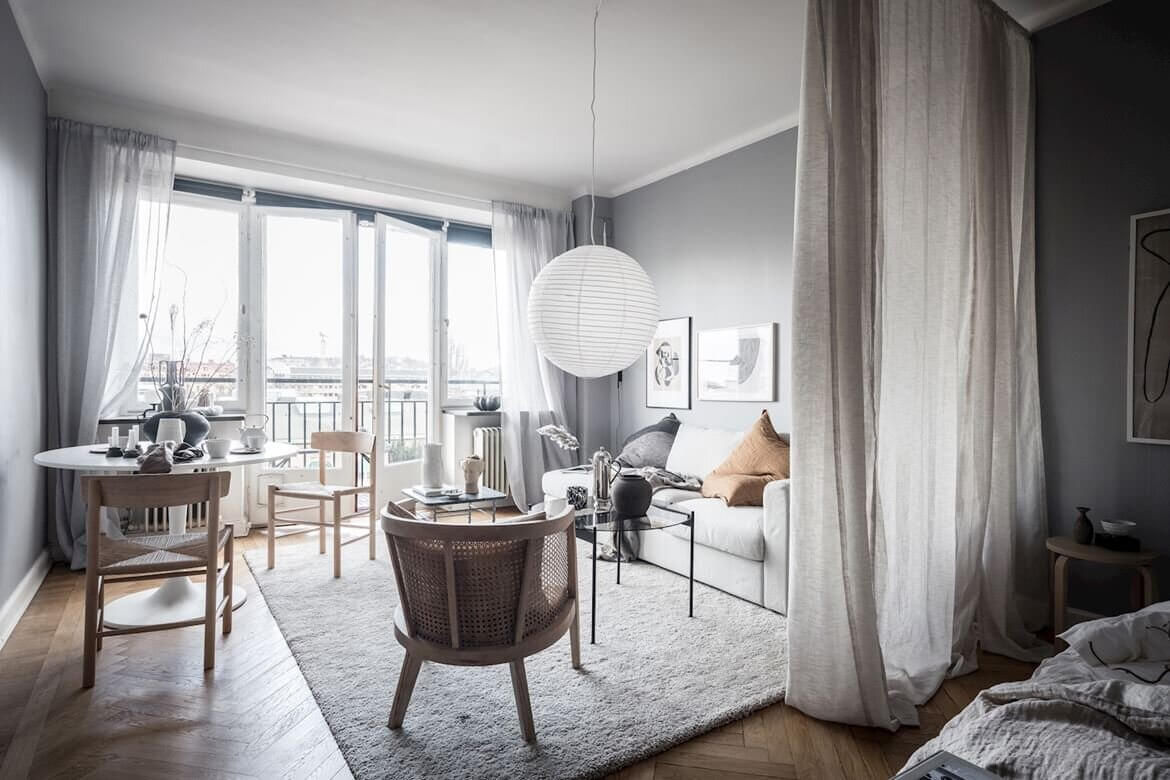 A Small Studio Apartment Decorated in Calm Color Tones 1 scandinavian studio apartment nordroom A Small Studio Apartment Decorated in Calm Color Tones