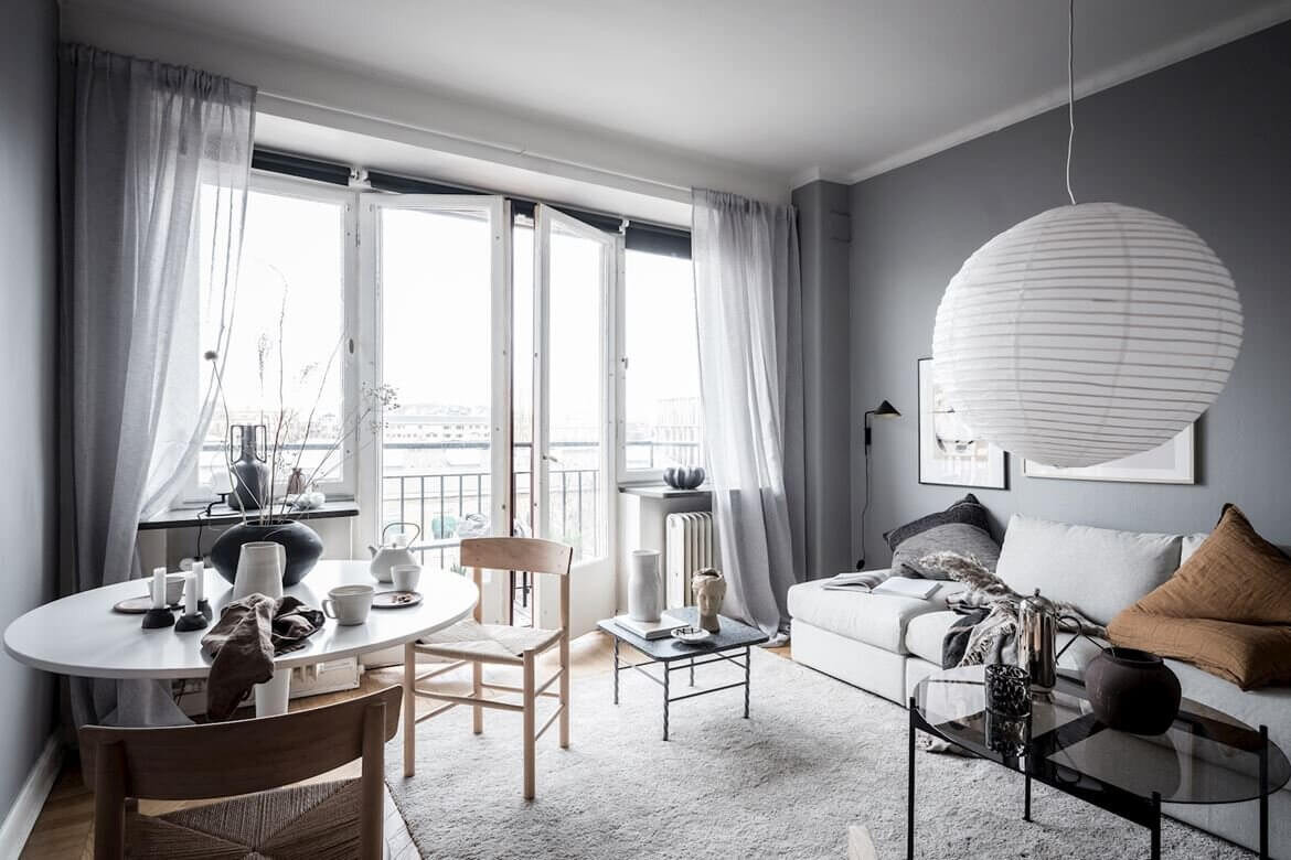 A Small Studio Apartment Decorated in Calm Color Tones 2 scandinavian studio apartment nordroom1 A Small Studio Apartment Decorated in Calm Color Tones
