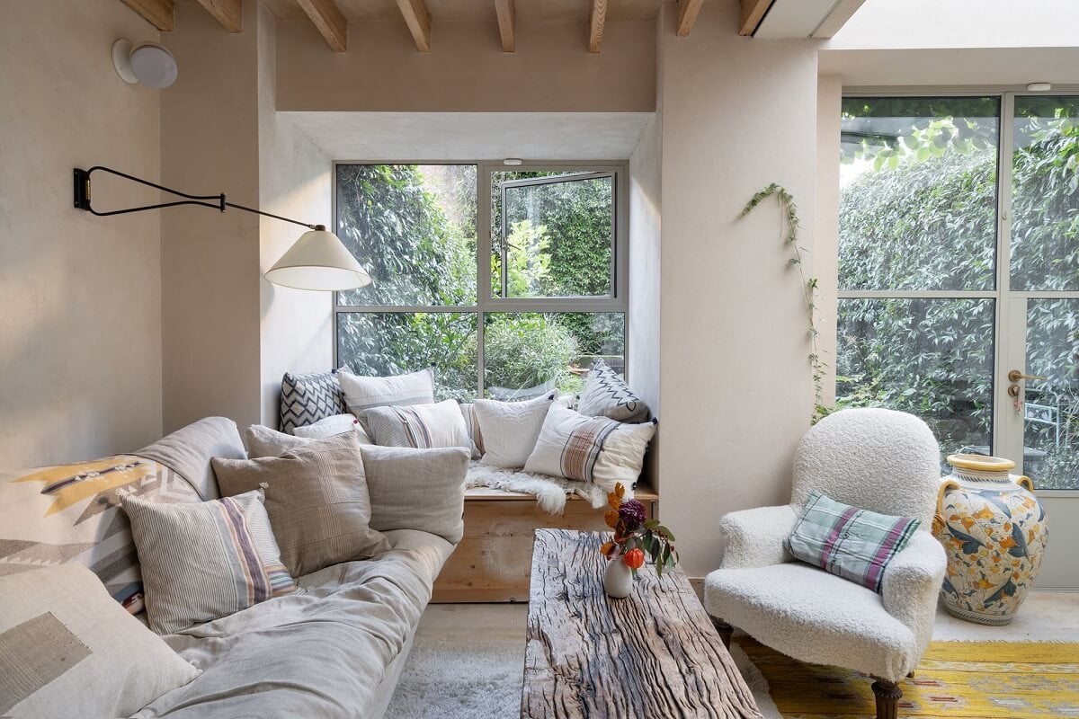Reused Materials in a London Townhouse Designed by Retrouvius 17 serene-sitting-room-vintage-london-nordroom