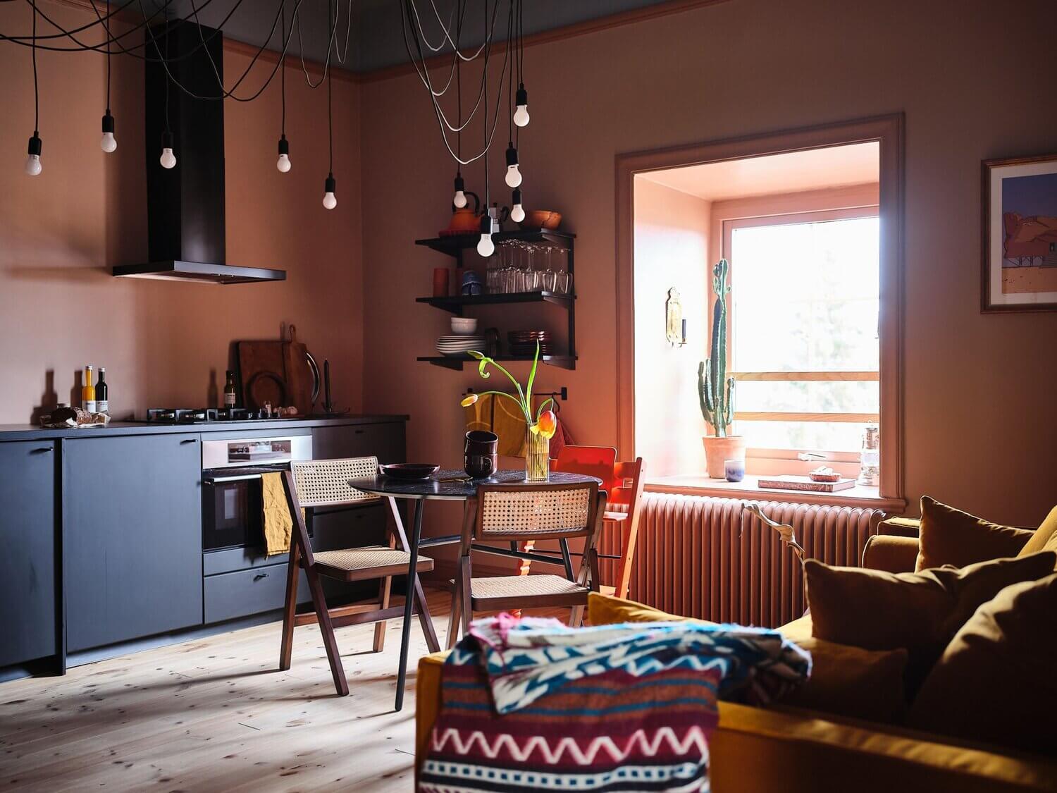 A Small Dusty Pink Dream Apartment in Sweden 2 small dusty pink apartment sweden1 A Small Dusty Pink Dream Apartment in Sweden
