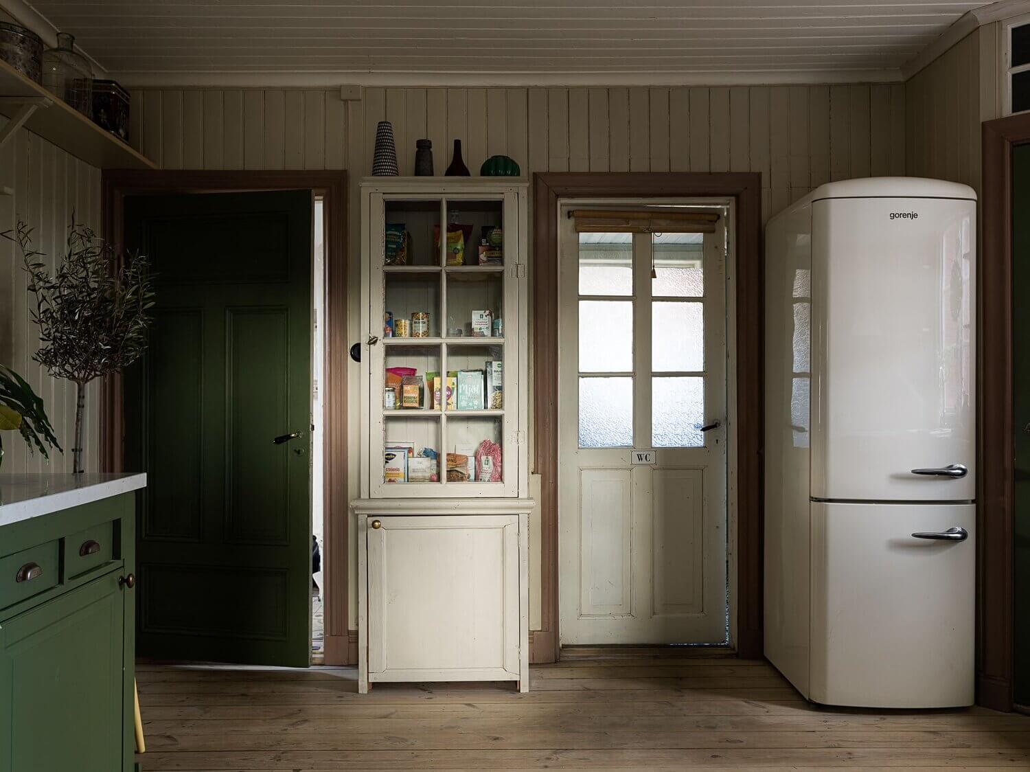 A Cozy Vintage Look For a Traditional Swedish Home 11 ACozyVintageLookForaTraditionalSwedishHome TheNordroom10 A Cozy Vintage Look For a Traditional Swedish Home